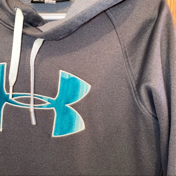 Under armour hoodie - Picture 3 of 4
